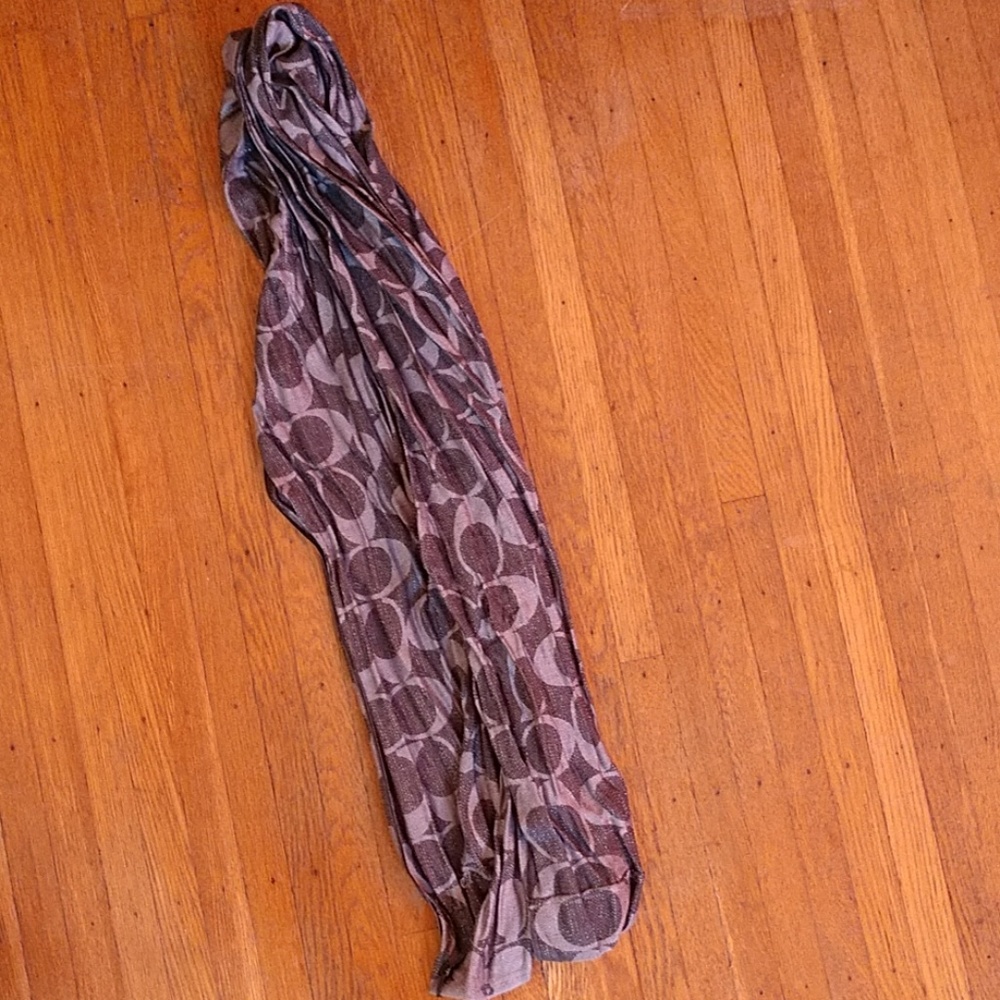 Coach Infinity Scarf - Picture 3 of 4